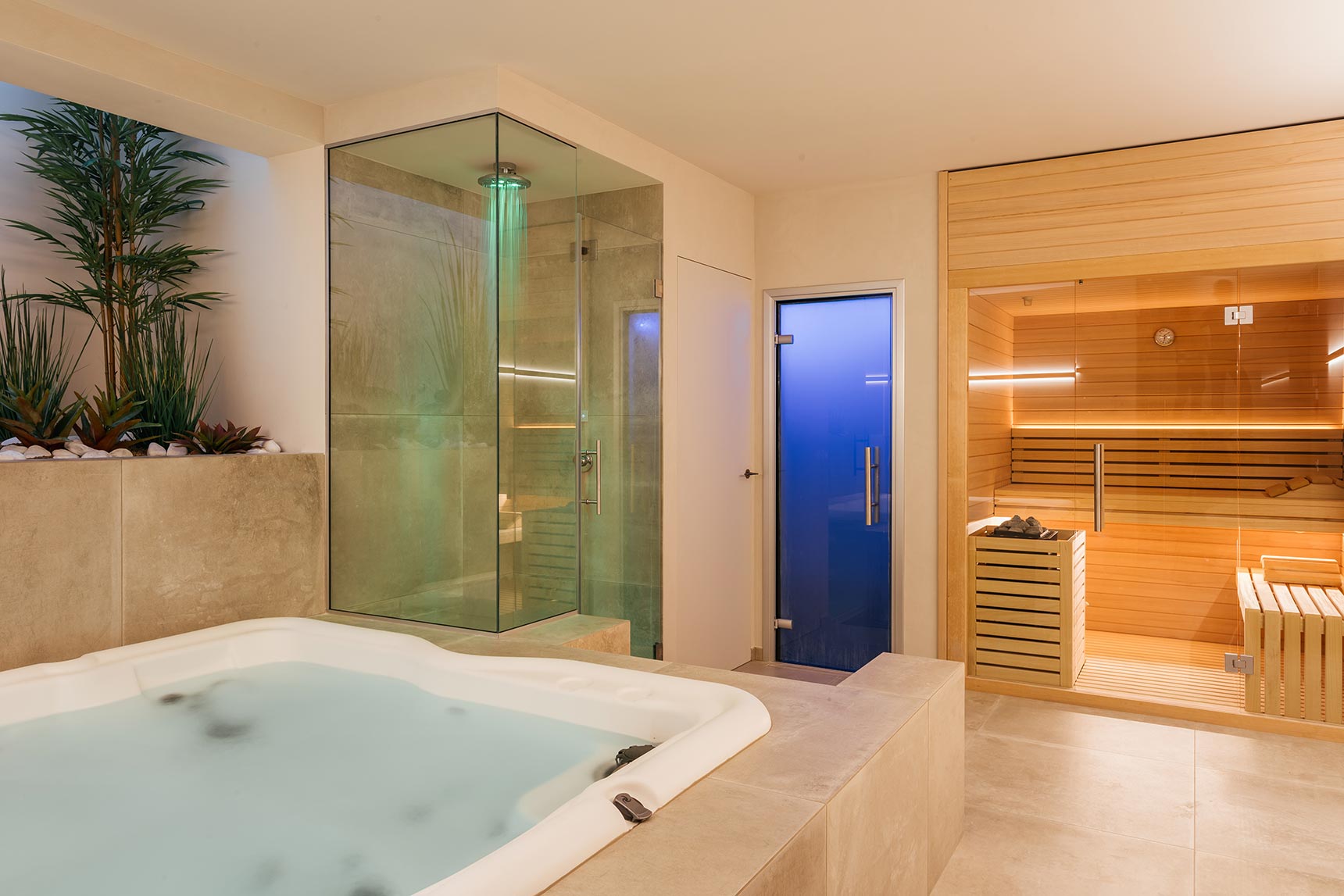 Spa-pan-out-Sauna-jacuzzi-shower-and-steam-room_Villa-Olivo_Photo-credit-Andrea-Volpini-1.jpg